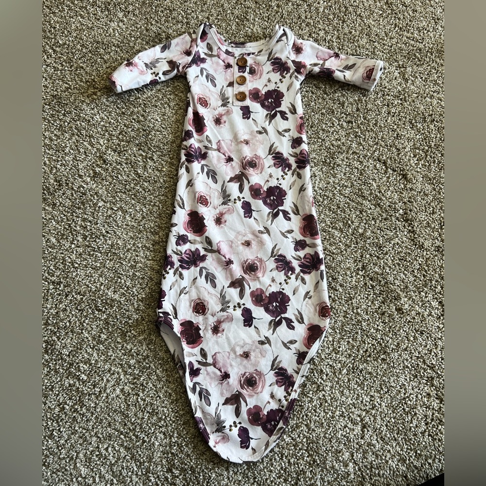 Newborn Baby Knot Gown